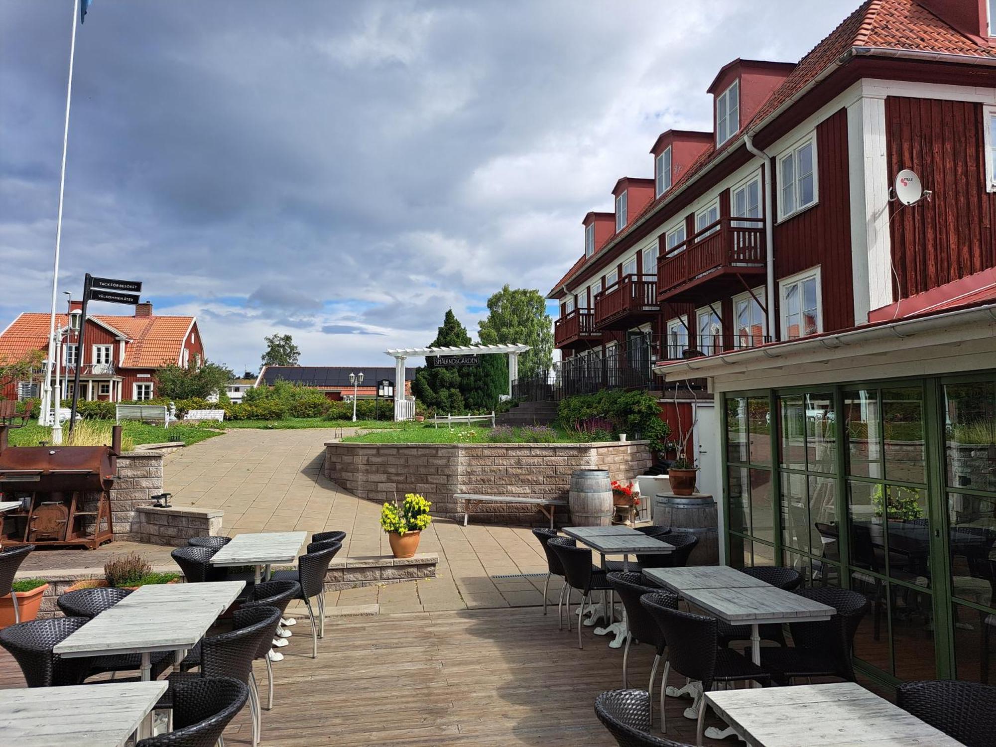 Smalandsgarden Hotel Granna Ngoại thất bức ảnh