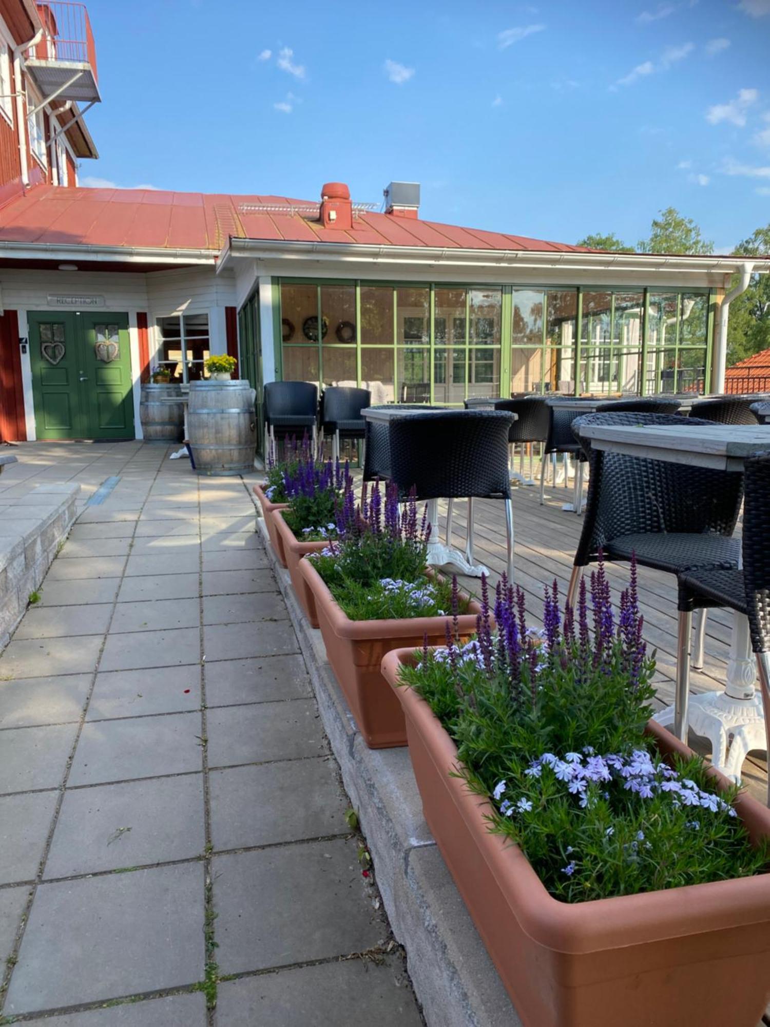 Smalandsgarden Hotel Granna Ngoại thất bức ảnh